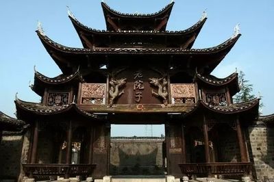 世界最长大峡谷玻璃桥 三江风雨桥·溪布老街·苗寨·凤凰古城 【5月20日万人为爱挑战张家界,只需738元南粤高端自组团】宝峰湖